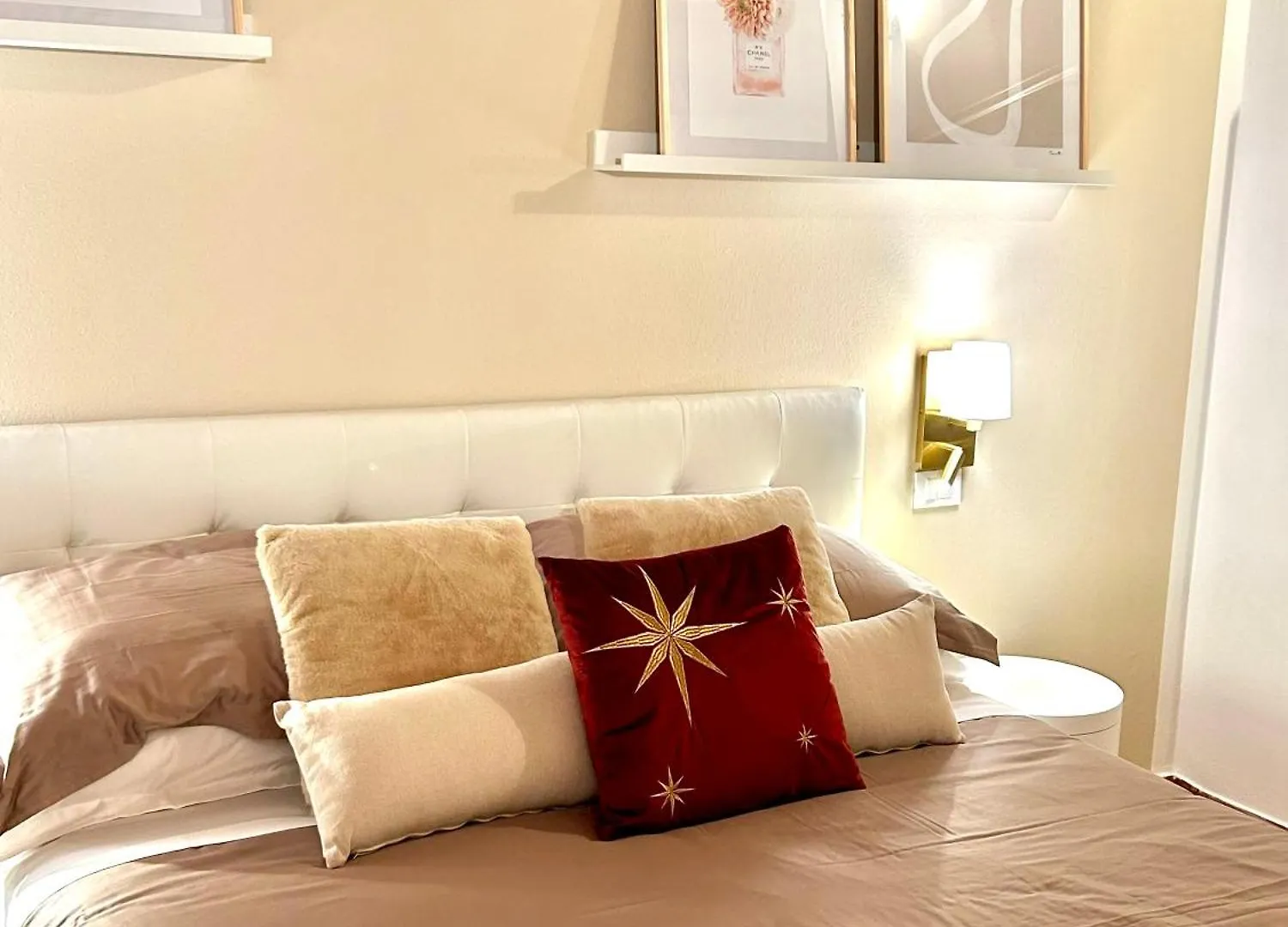 Rosso Verona Suite-Free Parking
